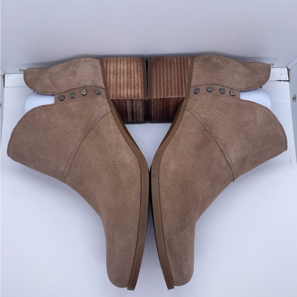 Koolaburra by UGG~Sofiya Suede Leather Side-Zip Ankle Boots Tan Size 10 - Picture 9 of 12
